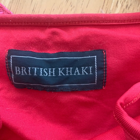 Red camisole - Picture 3 of 3